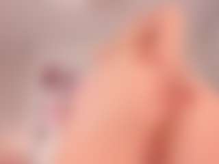 elara-vee's Live Sex Cam Show