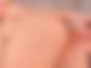 elara-vee's Live Sex Cam Show