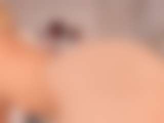 elara-vee's Live Sex Cam Show