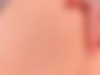 Live cam show with elara-vee - Blonde Hair Dildo on Camversity