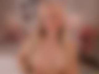Live cam show with elara-vee - Gray Eyes on EXY