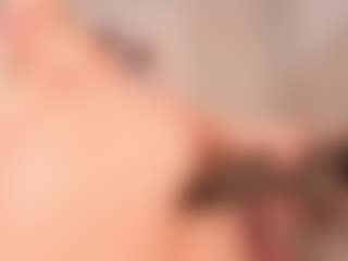 elara-vee's Live Sex Cam Show