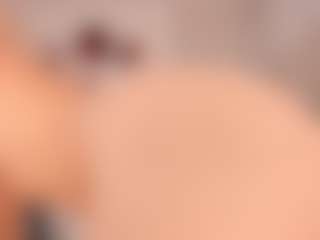 elara-vee's Live Sex Cam Show