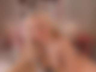 elara-vee's Live Sex Cam Show