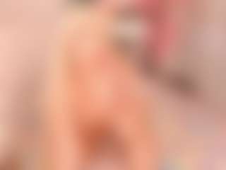 elara-vee's Live Sex Cam Show