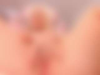 elara-vee's Live Sex Cam Show