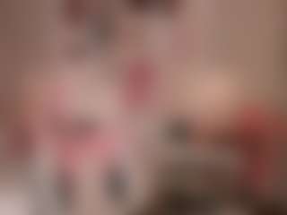 elara-vee's Live Sex Cam Show