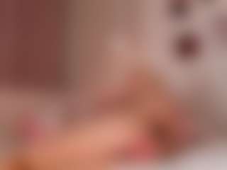 elara-vee's Live Sex Cam Show