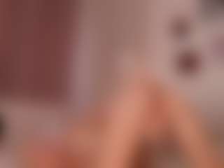 elara-vee's Live Sex Cam Show
