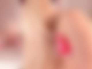 elara-vee's Live Sex Cam Show