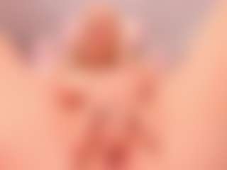 elara-vee's Live Sex Cam Show