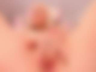 elara-vee's Live Sex Cam Show