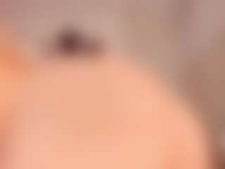 elara-vee's Live Sex Cam Show
