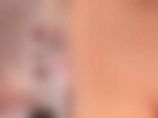 elara-vee's Live Sex Cam Show