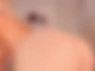 elara-vee's Live Sex Cam Show