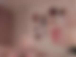 elara-vee's Live Sex Cam Show