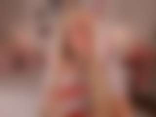 elara-vee's Live Sex Cam Show