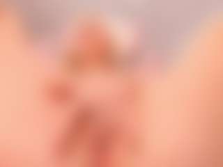 elara-vee's Live Sex Cam Show