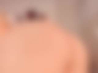 elara-vee's Live Sex Cam Show