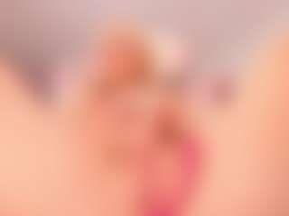 elara-vee's Live Sex Cam Show
