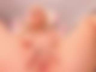 elara-vee's Live Sex Cam Show