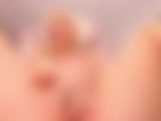 elara-vee's Live Sex Cam Show
