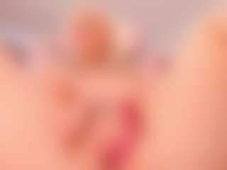 elara-vee's Live Sex Cam Show