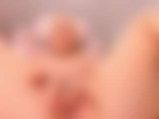 elara-vee's Live Sex Cam Show