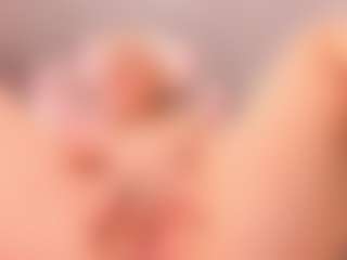 elara-vee's Live Sex Cam Show