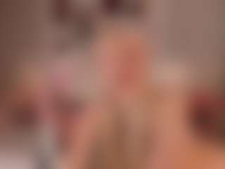 elara-vee's Live Sex Cam Show