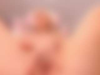 elara-vee's Live Sex Cam Show
