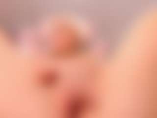 elara-vee's Live Sex Cam Show