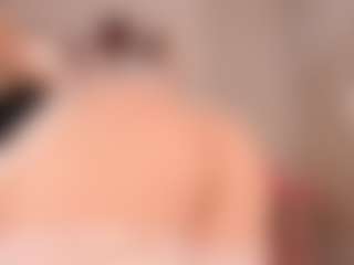 elara-vee's Live Sex Cam Show