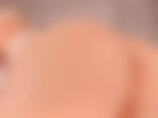 elara-vee's Live Sex Cam Show