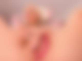 Live cam show with elara-vee - Skinny Teen (18+) on StripNow
