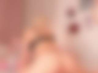 elara-vee's Live Sex Cam Show