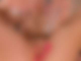 elara-vee's Live Sex Cam Show