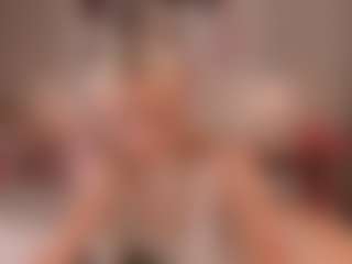 Live cam show with elara-vee - Skinny on https://playwithruby.com