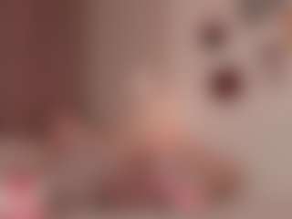 elara-vee's Live Sex Cam Show