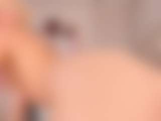 elara-vee's Live Sex Cam Show