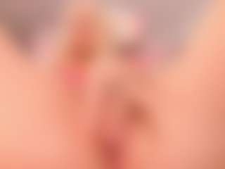 elara-vee's Live Sex Cam Show