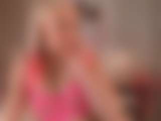 elara-vee's Live Sex Cam Show