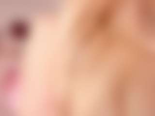 elara-vee's Live Sex Cam Show