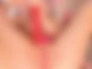elara-vee's Live Sex Cam Show