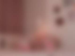 elara-vee's Live Sex Cam Show