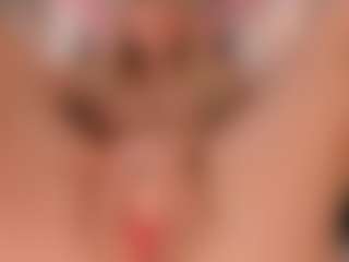 elara-vee's Live Sex Cam Show