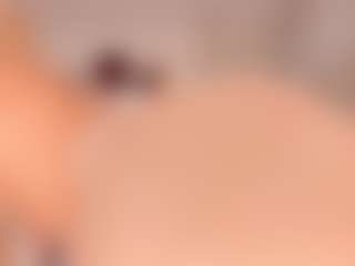 elara-vee's Live Sex Cam Show