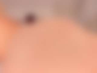 elara-vee's Live Sex Cam Show