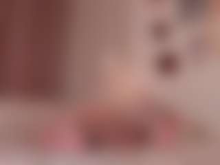elara-vee's Live Sex Cam Show