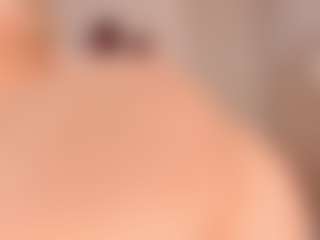 elara-vee's Live Sex Cam Show